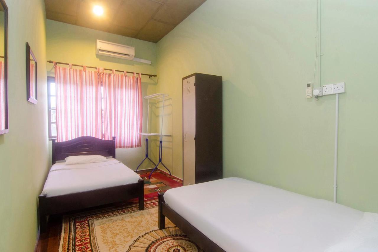 Spot On 89904 Marco Polo'S Hotel Kuching Kültér fotó